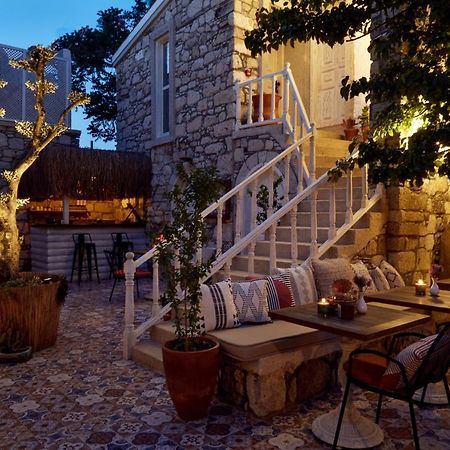 Morisi Avlu Hotel Alacati Exterior photo