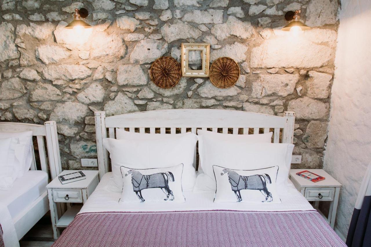Morisi Avlu Hotel Alacati Exterior photo