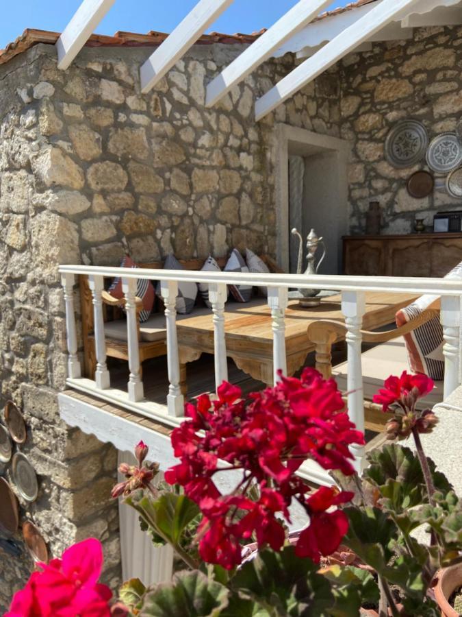 Morisi Avlu Hotel Alacati Exterior photo