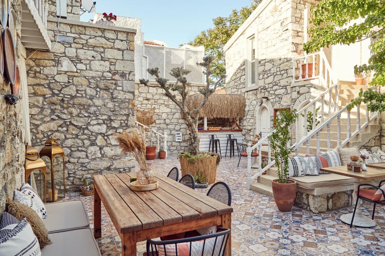 Morisi Avlu Hotel Alacati Exterior photo