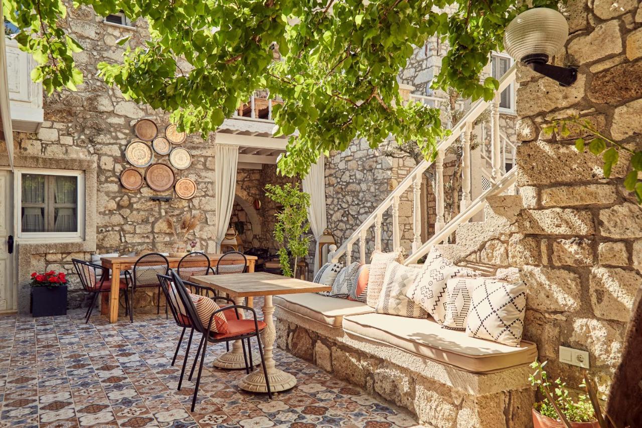 Morisi Avlu Hotel Alacati Exterior photo