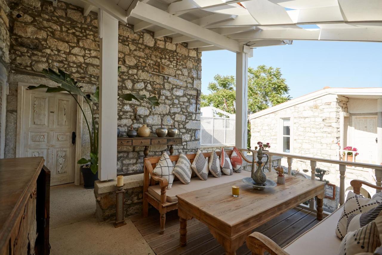 Morisi Avlu Hotel Alacati Exterior photo